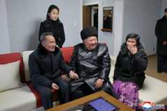 金正恩氏、ロシア支援で死亡した兵士遺族向けの住宅を称賛