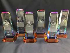 「ANiUTa AWARD 2018」楽曲／個人部門トロフィー