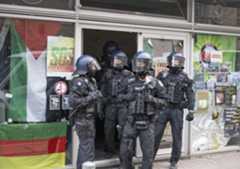 Polizei räumt ein besetztes Lokal in Frankfurt-Gallus: Einem Sprecher zufolge dauerte der Einsatz eine ganze Minute lang. (Themenbild)