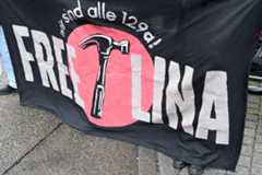 Die Grafik zeigt ein Solidarität-Transparent für die Hammerbande.