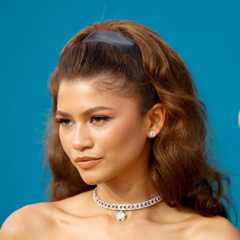 This Eyeliner Technique Is the Secret to Awakening Tired Eyes