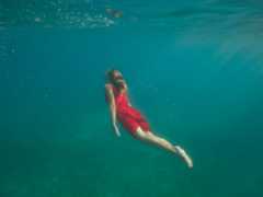 Underwater Meditation Is Taking Wellness Travel to New Depths