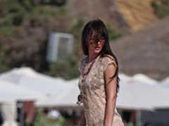 Dakota Johnson Has Mastered the Perfect Beach Vacation Outfit