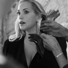 Elizabeth Berkley, the OG Showgirl, Hits Paris Fashion Week