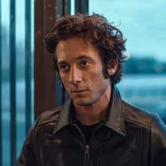 Boss Mode: Jeremy Allen White on Transforming Into Bruce Springsteen for Deliver Me From Nowhere