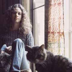 The Number One Albums of 1971: 14 Stories