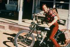 Charlie und sein Feuerstuhl – Bild: NBC Universal Lizenzbild frei