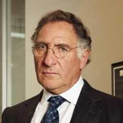 Judd Hirsch – Bild: VOX/Will Hart/Universal
