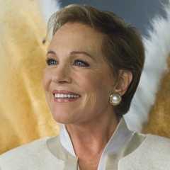 Julie Andrews – Bild: Puls 8