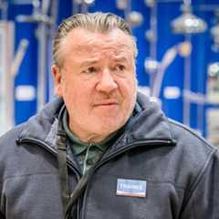 Ray Winstone – Bild: ARTE France / ITV Studios Limited / GroupM Entertainment