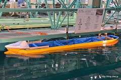 400m 水槽を使った模型船によるテストのデモンストレーション - 海上技術安全研究所の一般公開 2017 にいってきた