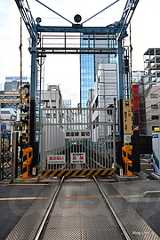 南側 - 地下鉄銀座線の踏切に行ってみた