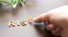 インデックスファンド・ETFに混ぜる個別株は、リスク管理の「盲点」