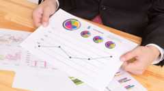 ETFは分配金を出すけど、インデックスファンドは無分配？