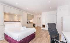 Town Or Country - Canute Studio Lägenhet Southampton Exterior photo