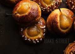 Brioches with pears