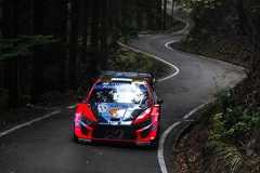 Tanak exit a "huge loss" for WRC, says championship leader Evans