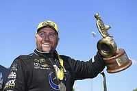Langdon scores first Funny Car win in NHRA four-wide nationals