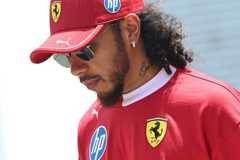 „Semmi sem tart örökké”, mondja a korábbi pilóta Hamilton kapcsán