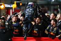 F1 Las Vegas GP: Verstappen stays in title fight with win over Norris
