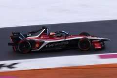 Mahindra “is committed to Formula E” as Gen4 decision looms
