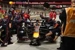 うまくいかないレース続き……角田裕毅の状況にレッドブル重鎮マルコ博士「彼には不運が付き纏っているようだ」