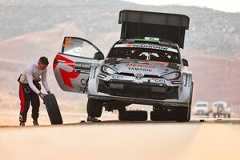 WRC Saudi Arabia: Elfyn Evans suffers puncture as victory battle heats ups