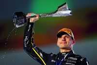 Vettel ziet hongerige Verstappen: "Beangstigend dat hij steeds beter wordt"