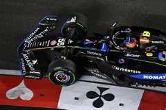 Sainz at risk of losing third on grid for Las Vegas GP after Stroll incident