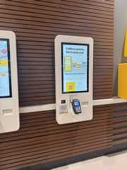 【オマーンでクレカタッチ決済実体験】③オマーンでクレジットカードのタッチ決済は使える?