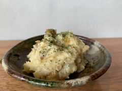 「おでんと天ぷらとお酒 musubi kyoto」のポテサラ