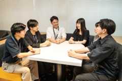 チーム「テックと盃」の皆さん