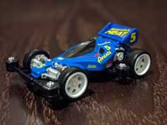 トミカ、ミニ四駆アバンテJrの写真