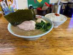 チャーシューメン(900円)+のり(100円)+ライス(100円)+味玉(無料)