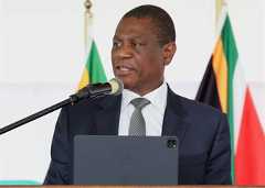 Regering gaan nou grondeise uit 1990’s prioritiseer, sê Mashatile
