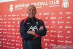 Arne Slot cari titik balik Liverpool di tengah kekalahan beruntun
