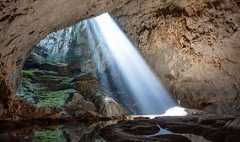 Hang Son Doong Cave - The largest cave in the world