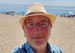 Brit orders fish and chips in Spain and is floored when he tastes it