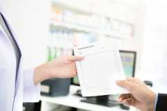 処方箋はどこの薬局でもOK？処方箋の見方や注意点を解説