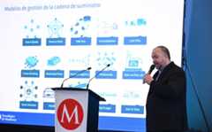 Conferencia  'Triple Hélice: la clave para construir una Logística 5.0 sostenible e inteligente'. l Roberto Amaya