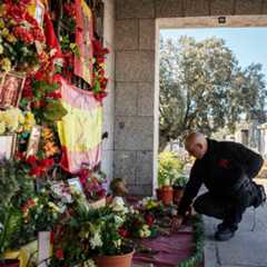 Medio siglo después de su muerte, el legado de Francisco Franco reaparece entre los jóvenes españoles | Especial