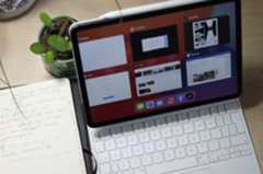 iPad Pro 11-inch 2021 with Magic keyboard and apple pencil