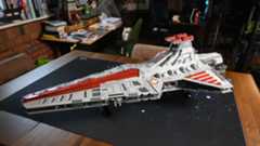Image of the Lego Star Wars Venator-Class Republic Attack Cruiser.