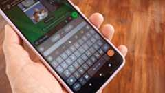 Gboard translate keyboard on Android phone.