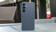 Samsung Galaxy S25 FE review.