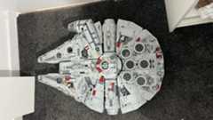 Lego Star Wars UCS Millennium Falcon 75192_overhead shot