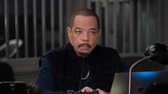 Ice-T as Fin at his desk in Law &amp; Order: SVU Season 27x07
