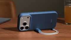 Apple Beats iPhone 17 Pro Kickstand Case