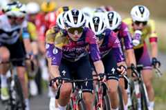 ALKMAAR, NETHERLANDS - SEPTEMBER 05: Skylar Schneider of The United States and Team SD Worx - Protime leads the peloton during the 27th Simac Ladies Tour 2025, Stage 4 a 125.8km stage from Alkmaar to Alkmaar / #UCIWWT / on September 05, 2025 in Alkmaar, Netherlands. (Photo by Luc Claessen/Getty Images)