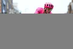 Noah Hobbs riding in a pink cycling kit